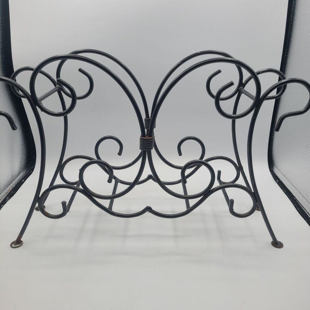 Southern Living at Home St. Charles Wrought Iron Magazine/Book Rack Towel Holder